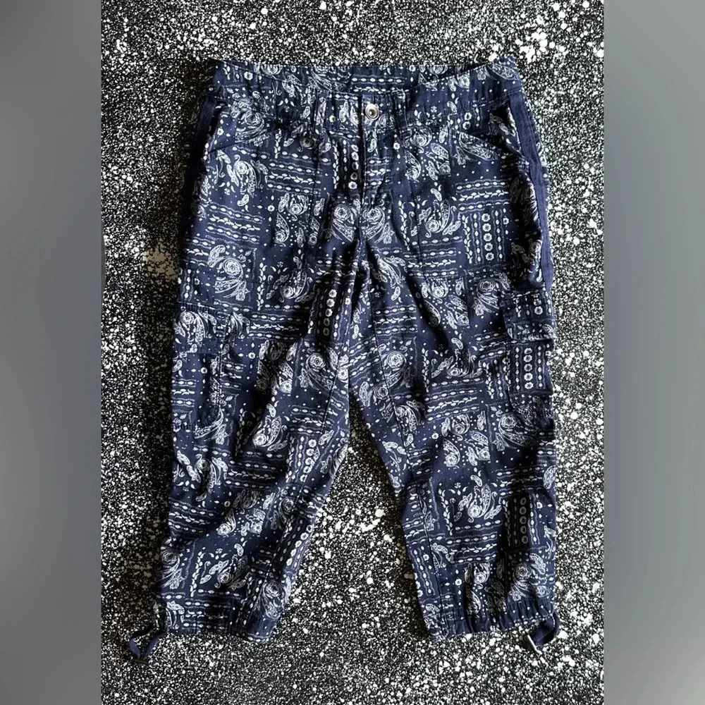 Blue/White Cargo Bermuda Shorts Sz 8